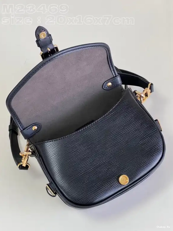 Saumur BB LOUIS VUITTON 0530
